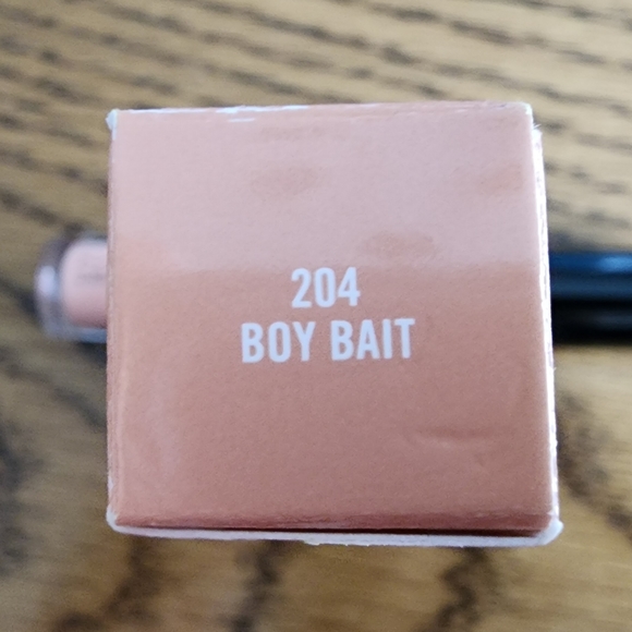 🆕️MAC | Cremesheen Glass in Boy Bait - Picture 5 of 5